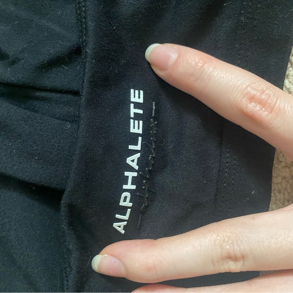 alphalete black halter sports bra - Picture 3 of 4